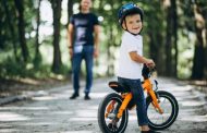 Comment apprendre à son enfant à conduire un deux roues ?