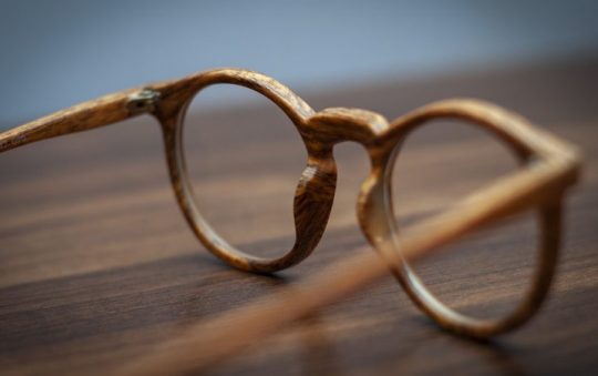 Quels sont les atouts des lunettes en bois ?