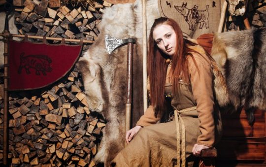 Les bijoux vikings pour femme : Une idée cadeau originale