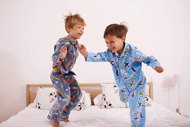 Pourquoi faire porter un pyjama à ses enfants la nuit ?