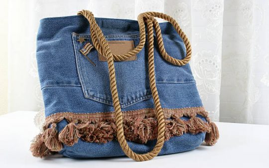Comment fabriquer un sac en jean ?