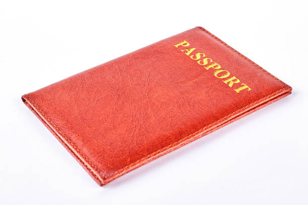Pourquoi offrir un protège-passeport personnalisé à ses proches en voyage ?